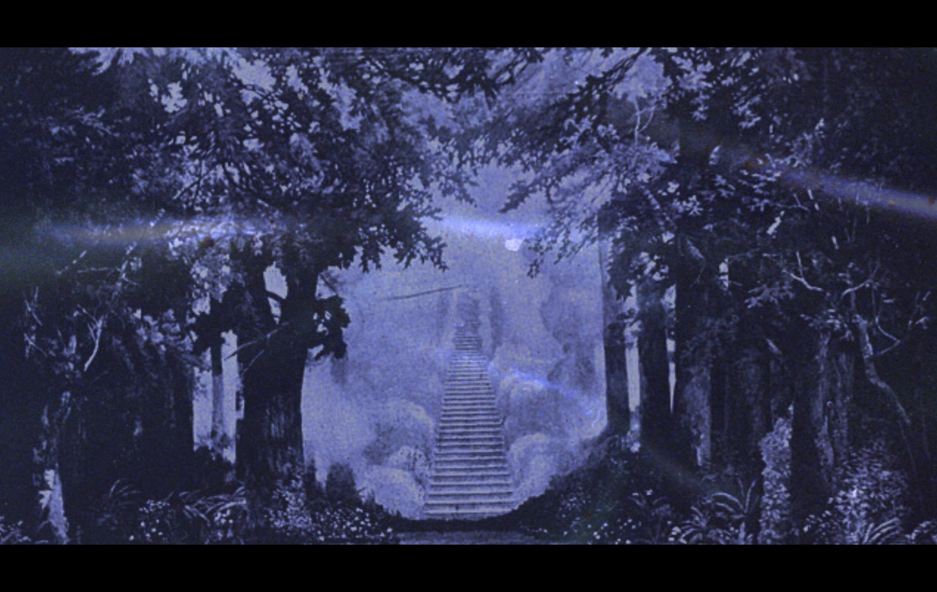 Violetinhehkuinen piirros portaista metsän keskellä